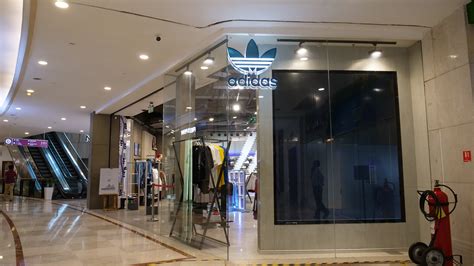 adidas store nearby|nearest adidas store near me.